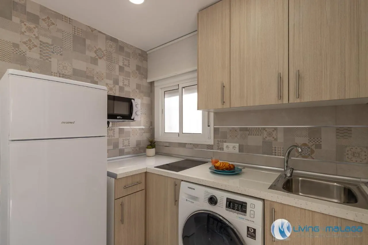 아파트 Living4Malaga Pedregalejo Beach